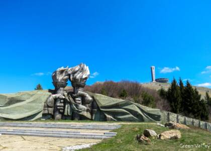 day tours to buzludzha communist